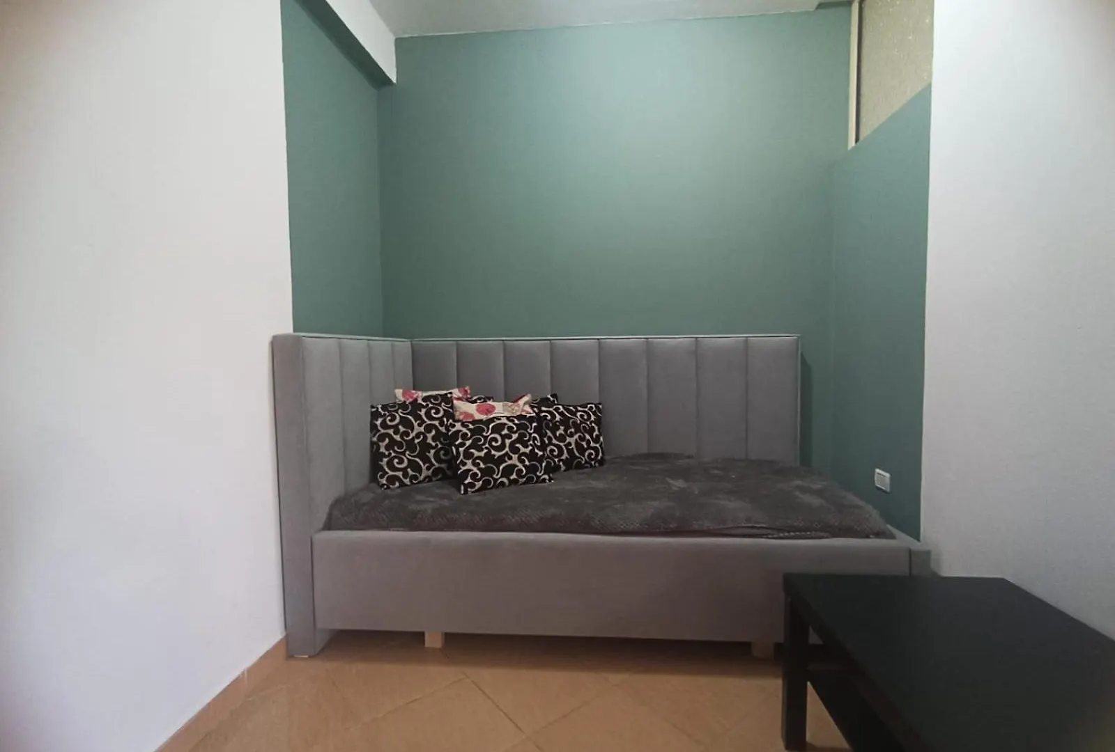 Osmenaj Seaside Apartment Vlorë 0*,  Αλβανία